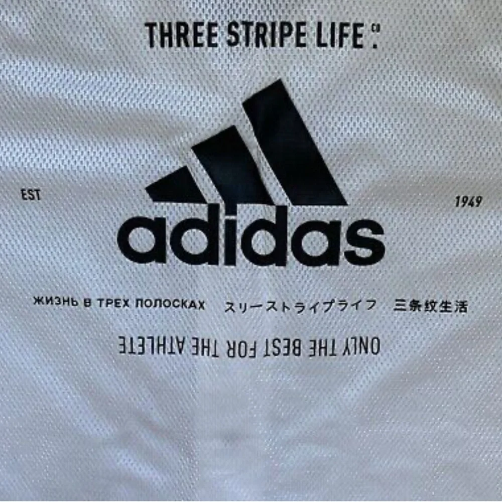 Adidas logo top - size medium (Japanese, Russian, Chinese wording)